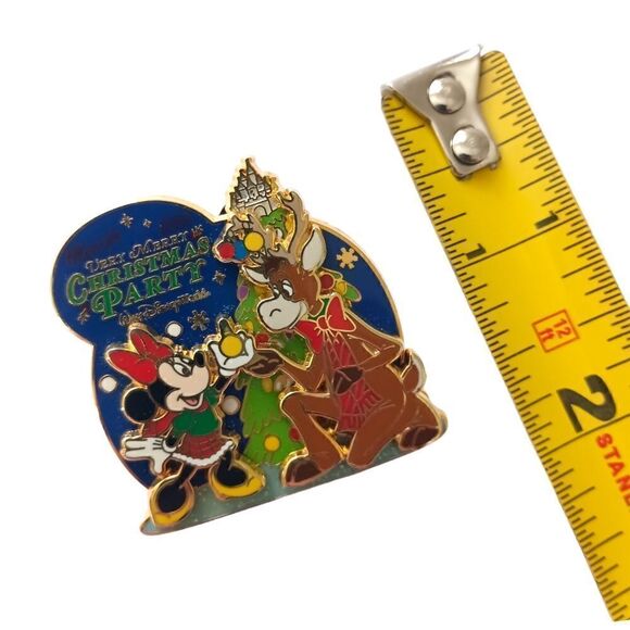 Disney Pin Mickeys Very Merry Christmas Party 2006 Minnie Mouse Reindeer 3D Y2K. - Picture 2 of 13
